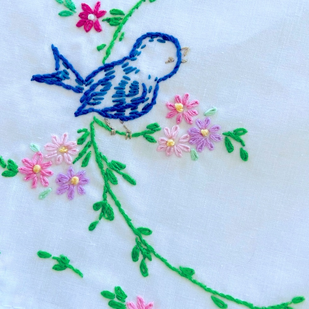 Vintage Pillowcase Set (2 pc) White With Embroidered Birds | Floral | Hand Made - Picture 7 of 8
